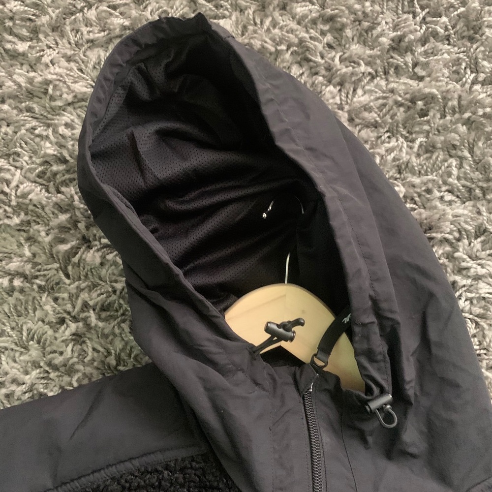 Reebok pullover - Picture 5 of 5
